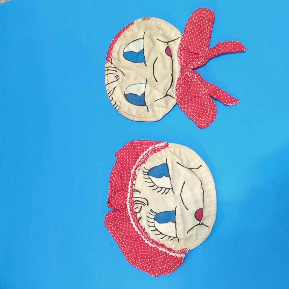 Vintage pot holders